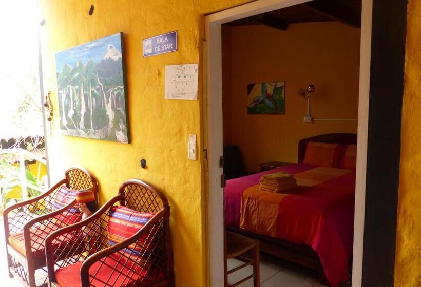 客栈  La Casa Amarilla