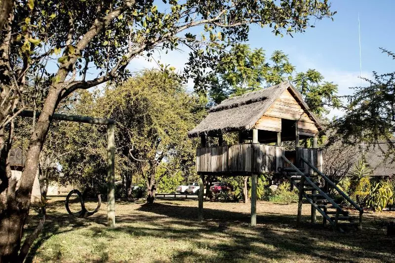 Hotelli Dzata Private Game Lodge