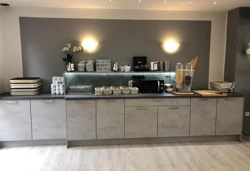 فندق Hôtel Restaurant Le Privilège Authentic By Balladins