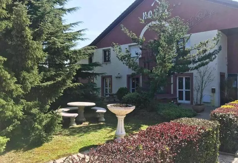 ホテル Hôtel Restaurant Le Privilège   Authentic By Balladins