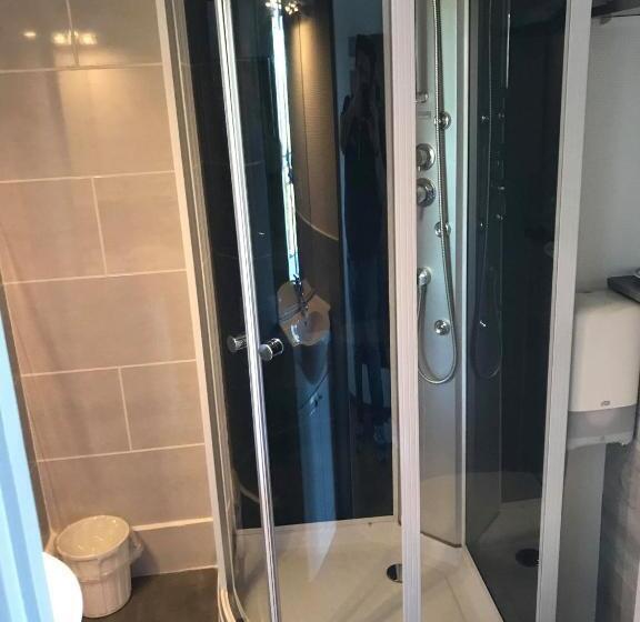 فندق Hôtel Restaurant Le Privilège Authentic By Balladins