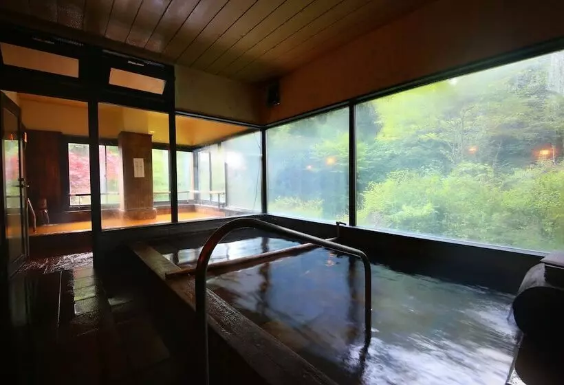 Hotelli Yama No Yado Meiji Onsen