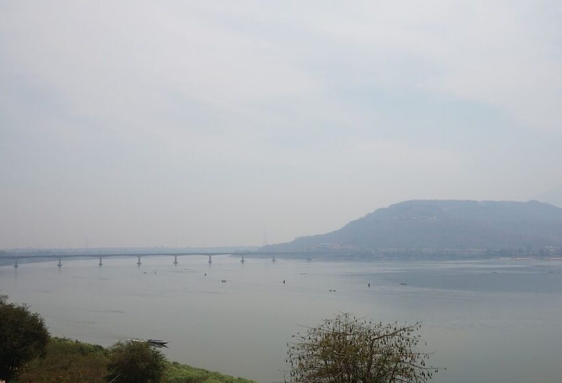هتل Pakse Mekong