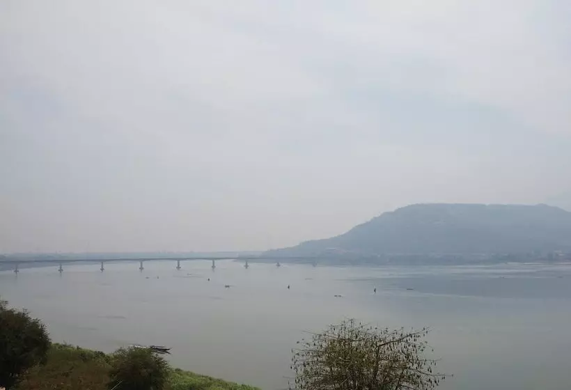 Hotelli Pakse Mekong