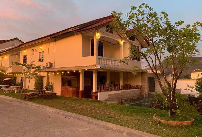 בית מלון כפרי Phaythavone