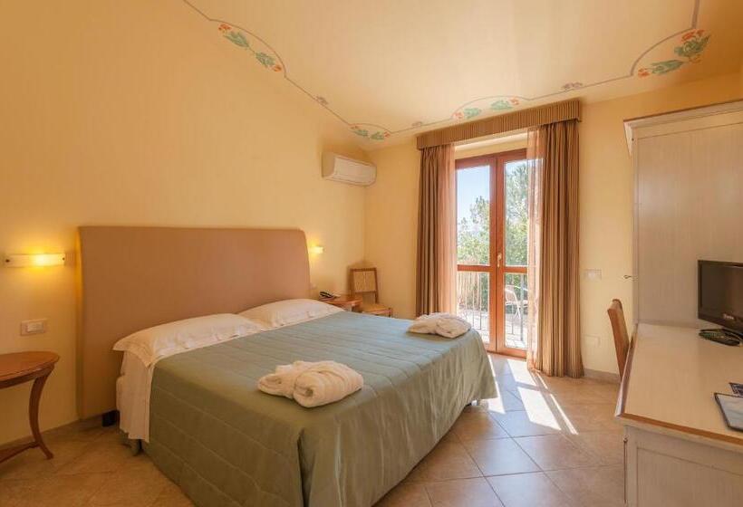 Отель Saturno Fonte Pura