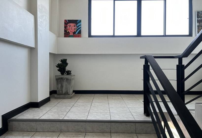 هتل The Season Airport Udonthani