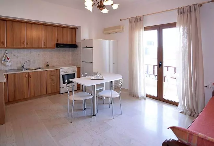 Simon Apartments