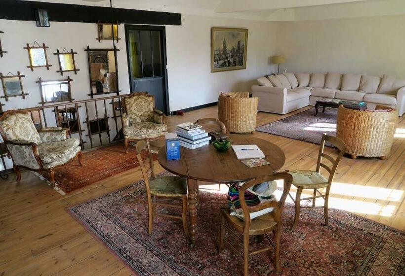 مبيت وإفطار Les Loges Du Chaudron