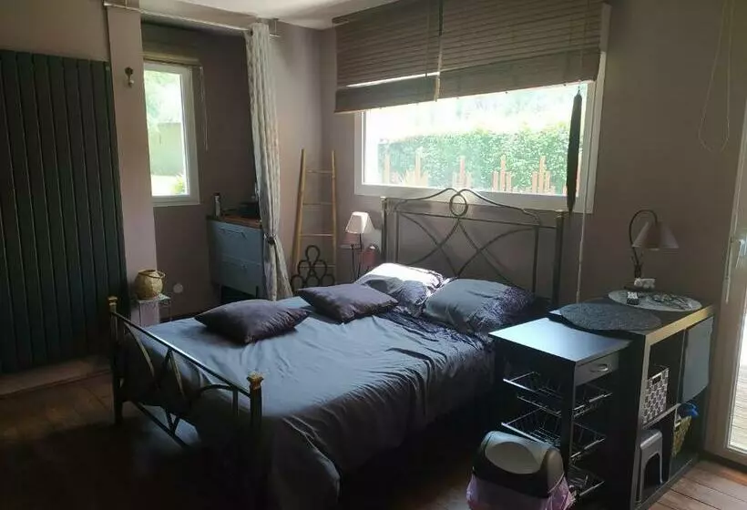 Aamiaismajoitus (B&B) Au Coeur Des Rias, Studio Proche De La Mer