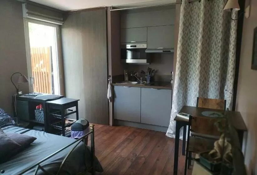 Aamiaismajoitus (B&B) Au Coeur Des Rias, Studio Proche De La Mer