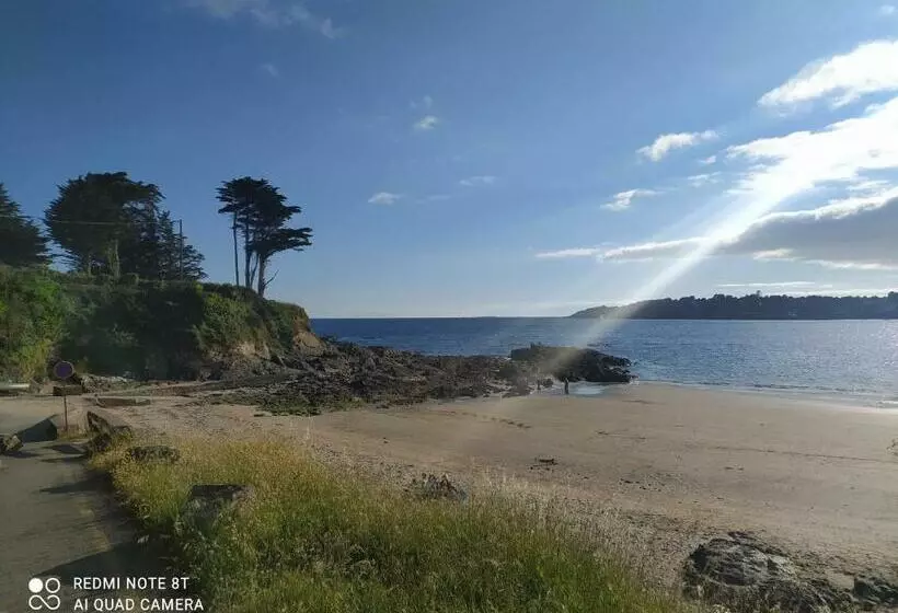 Aamiaismajoitus (B&B) Au Coeur Des Rias, Studio Proche De La Mer