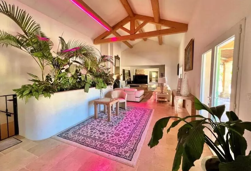 ベッドアンドブレックファースト Villa La Source 83   Room Close To St Tropez