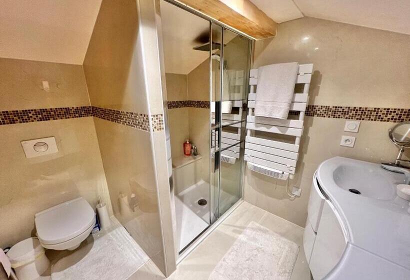 تختخواب و صبحانه Villa La Source 83   Room Close To St Tropez