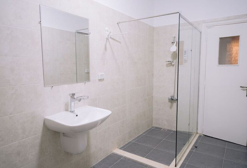 هتل Central Cairo