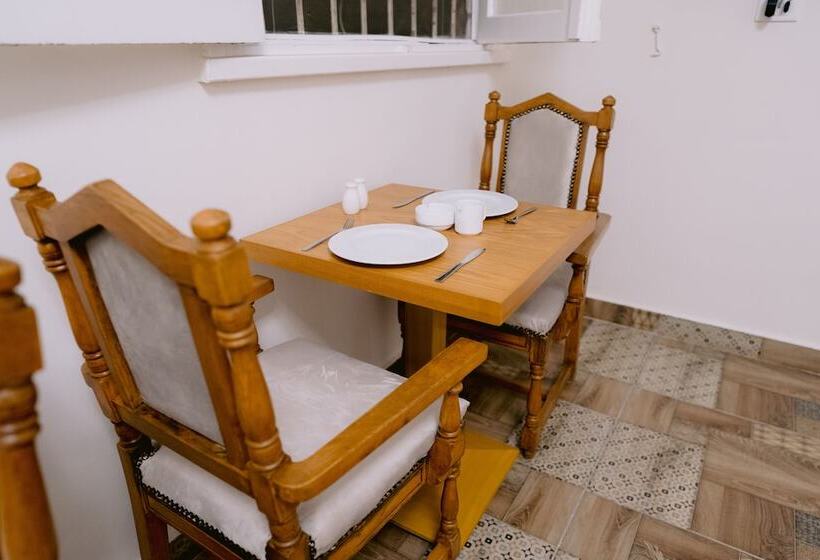 هتل Central Cairo