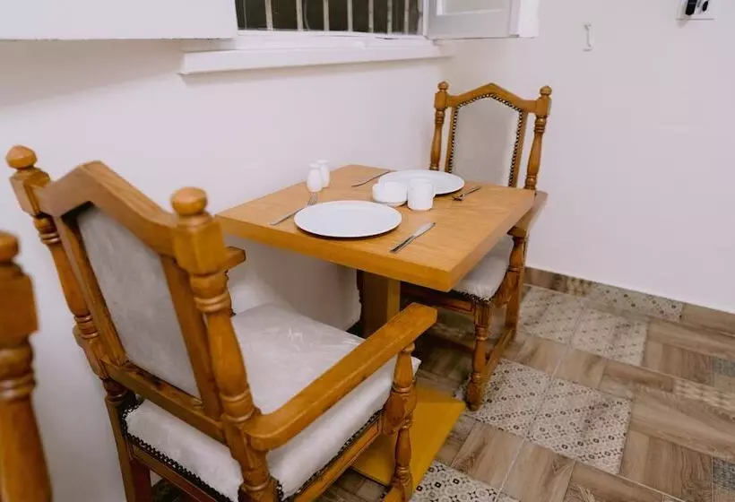 هتل Central Cairo