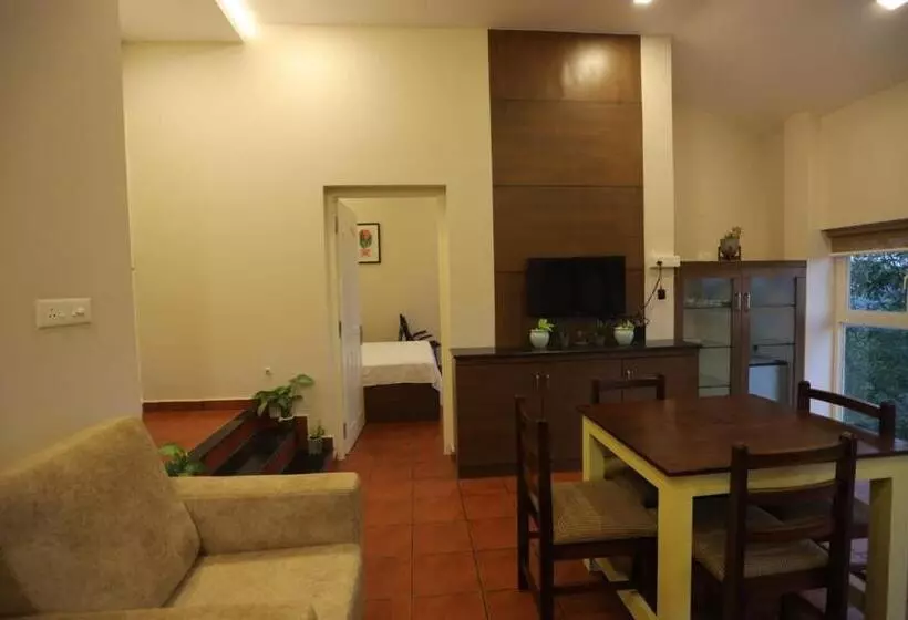 Idam Resort