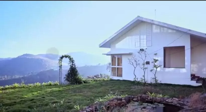 Idam Resort
