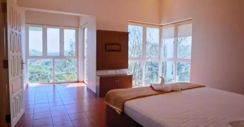 Idam Resort