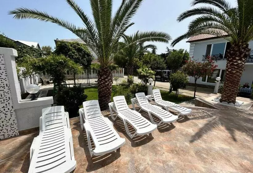 پانسیون White Villas In Batumi