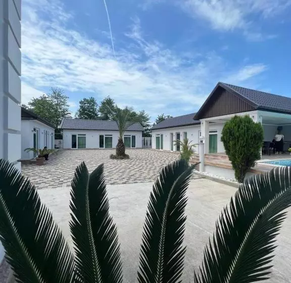 پانسیون White Villas In Batumi