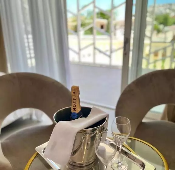 Hotelli Sirena Suite Deluxe