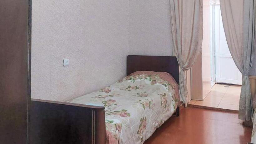 پانسیون Home Near Park