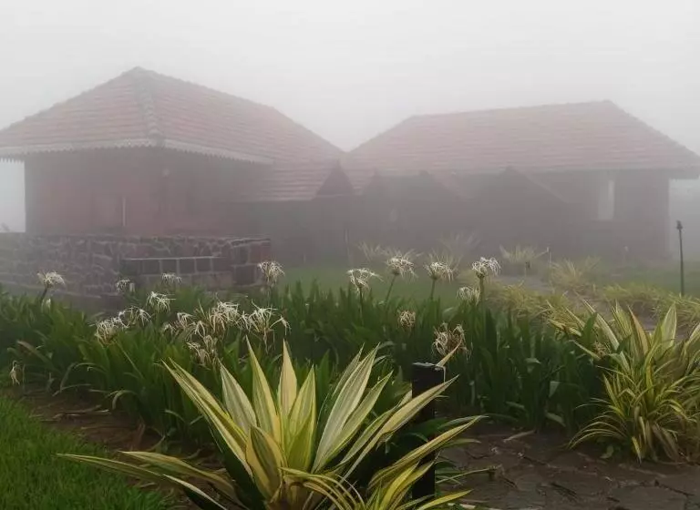 Umbartha Resort Naneghat