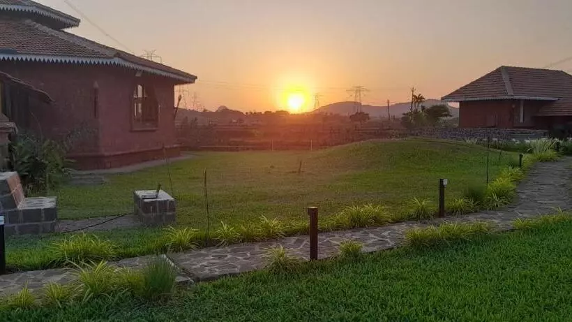 Umbartha Resort Naneghat