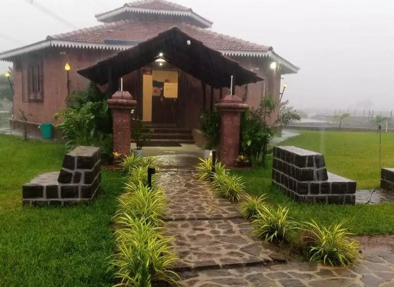 Umbartha Resort Naneghat