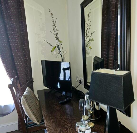 ユースホステル The Swan At Compton