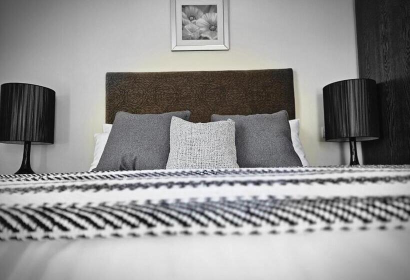 ユースホステル The Swan At Compton