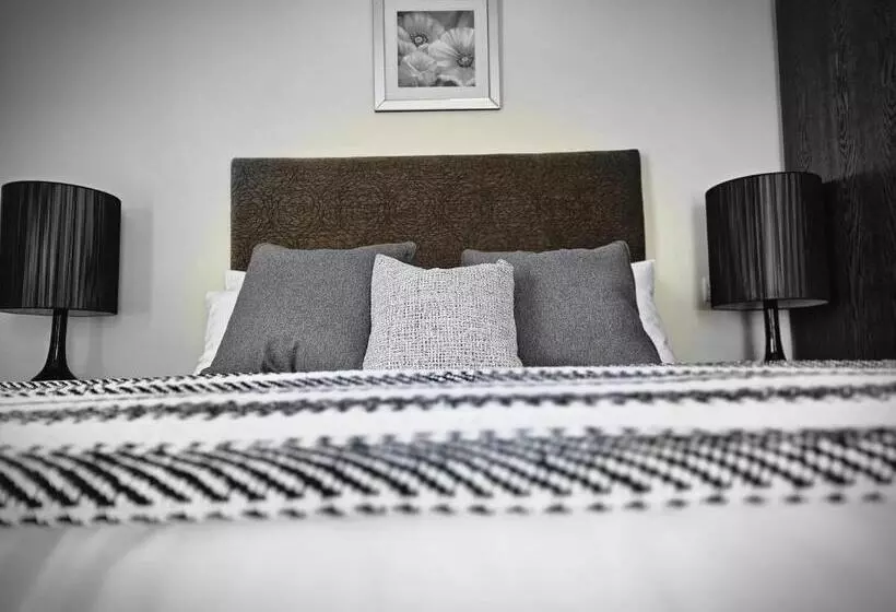 Retkeilymaja The Swan At Compton