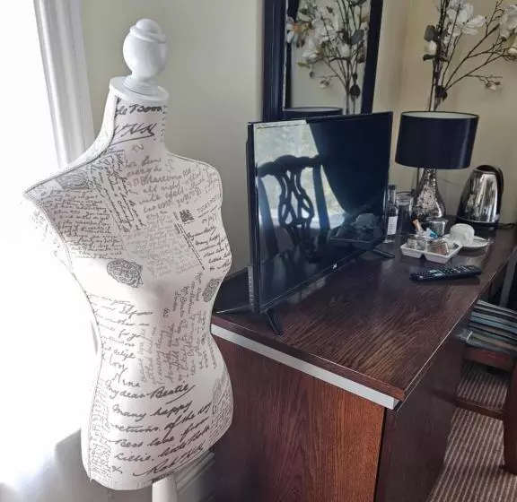 Retkeilymaja The Swan At Compton