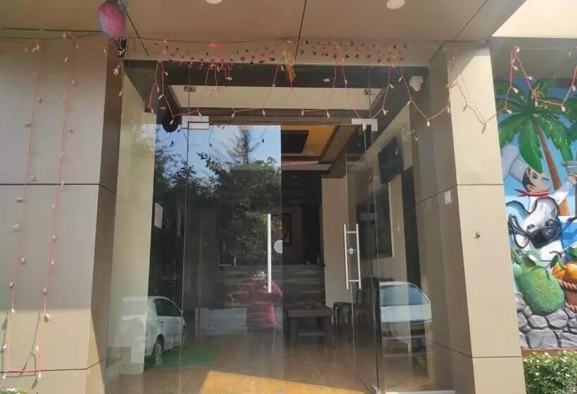 Hotelli Deepak Executive, Ganpatipule