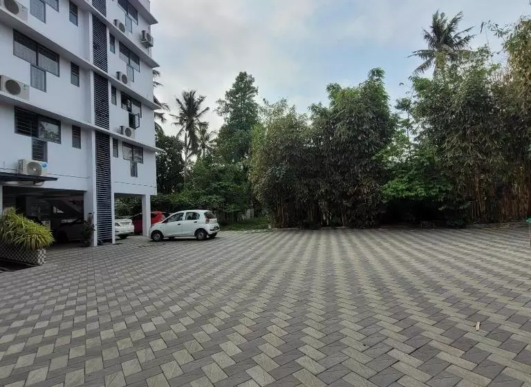 Hotelli Four Squares Inn, Technopark Phase 3