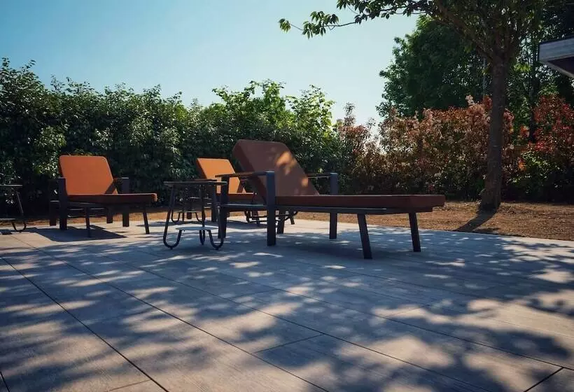 Hotelli Golden Tulip Dieppe Hôtel & Spa