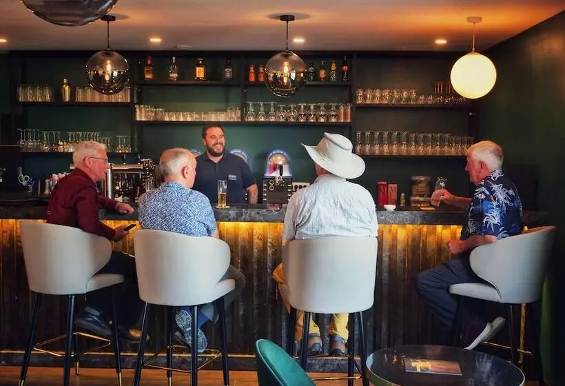 Hotelli Golden Tulip Dieppe Hôtel & Spa