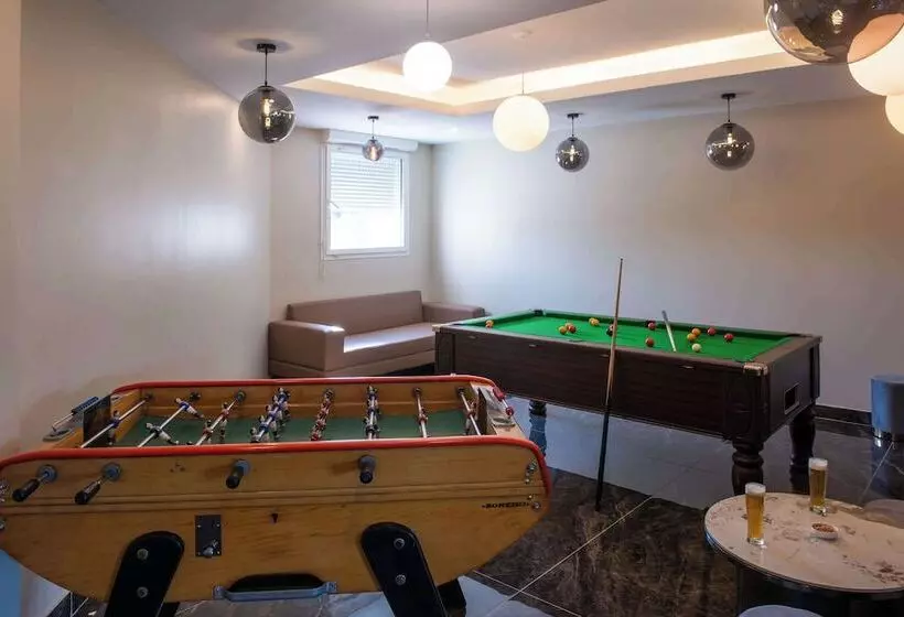 Hotelli Golden Tulip Dieppe Hôtel & Spa