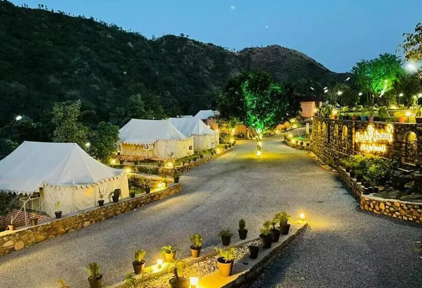 ホテル Jungle Journey  A Lake Resort