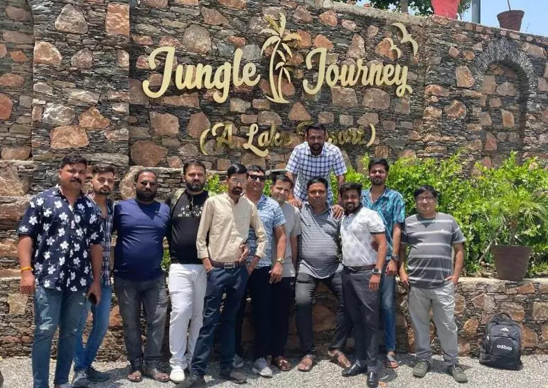 ホテル Jungle Journey  A Lake Resort
