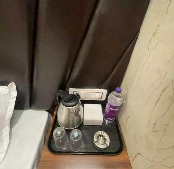 هتل Saanjh Riverside Resort