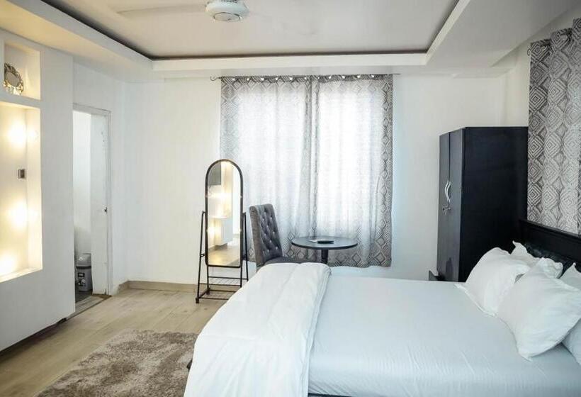 فندق Seven Brothers Apartments