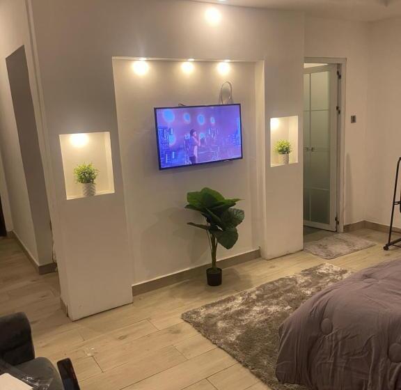 فندق Seven Brothers Apartments