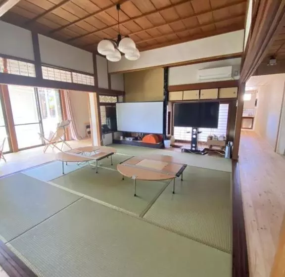 Majatalo ゲストハウスkotokoto