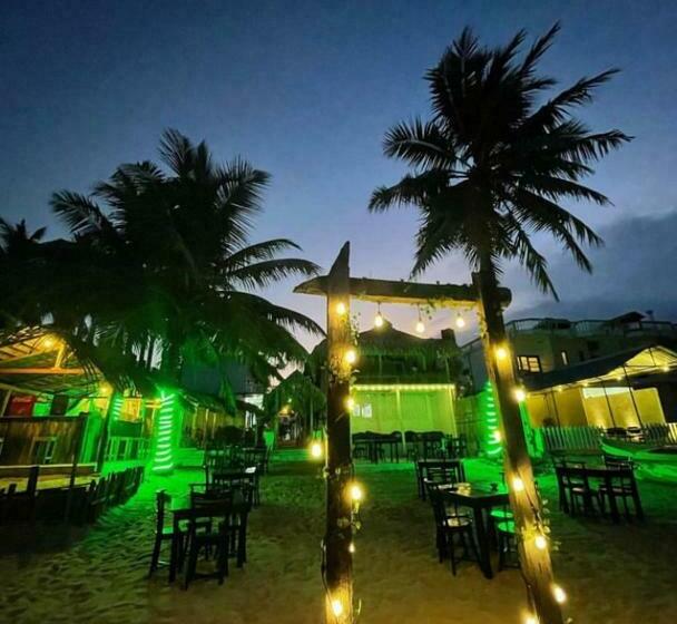 פנסיון Funky De Bar Arugambay