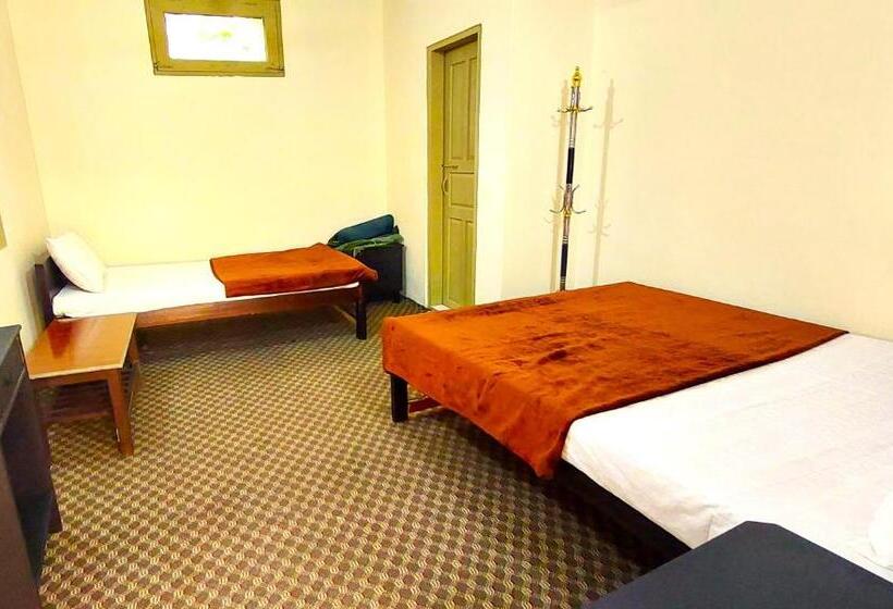 Raahi Hotel City Site Gilgit