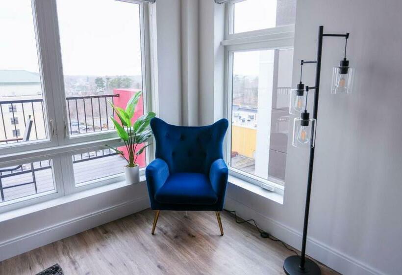 1br Luxury Apartment Peabody Unit 709