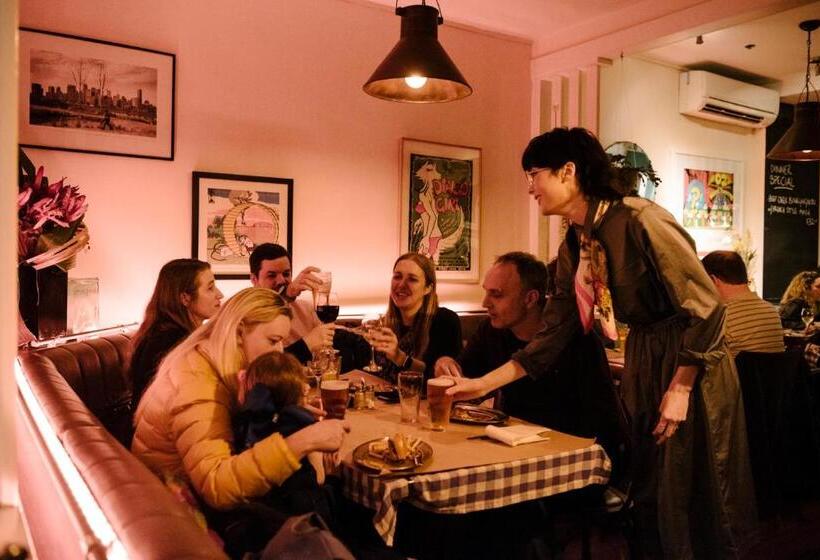 ユースホステル Lord Wolseley